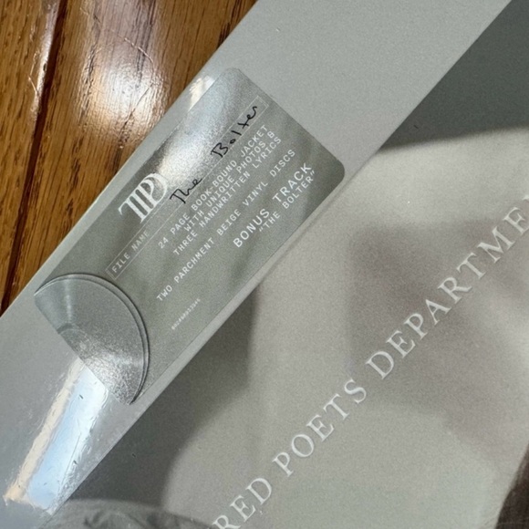 Taylor Swift - The Tortured Poet’s Department- “The Bolter” Vinyl Variant NWT - Picture 4 of 4